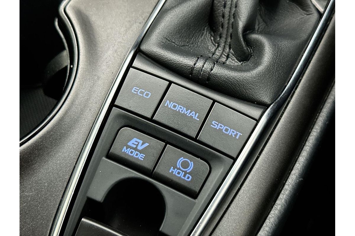 2021 Toyota Camry Ascent AXVH70R