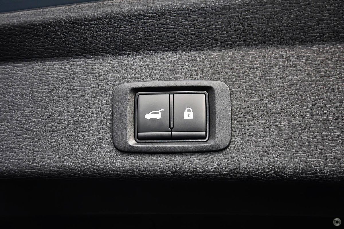 2025 Mitsubishi Outlander Exceed Tourer ZM