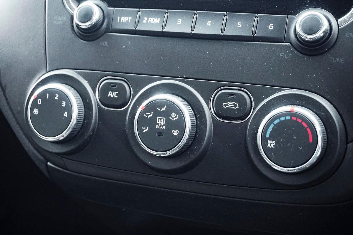 2018 Kia Cerato S YD