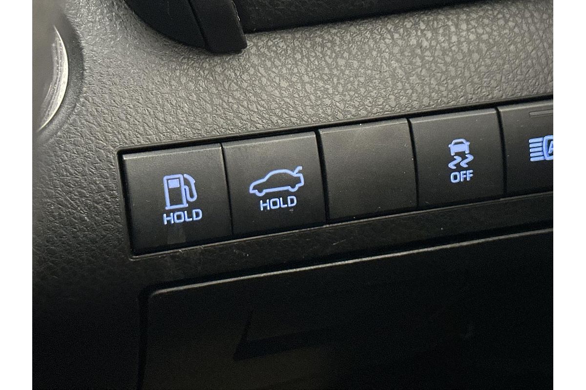 2021 Toyota Camry Ascent AXVH70R