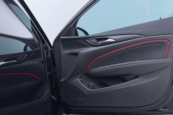 2018 Holden Commodore RS-V ZB