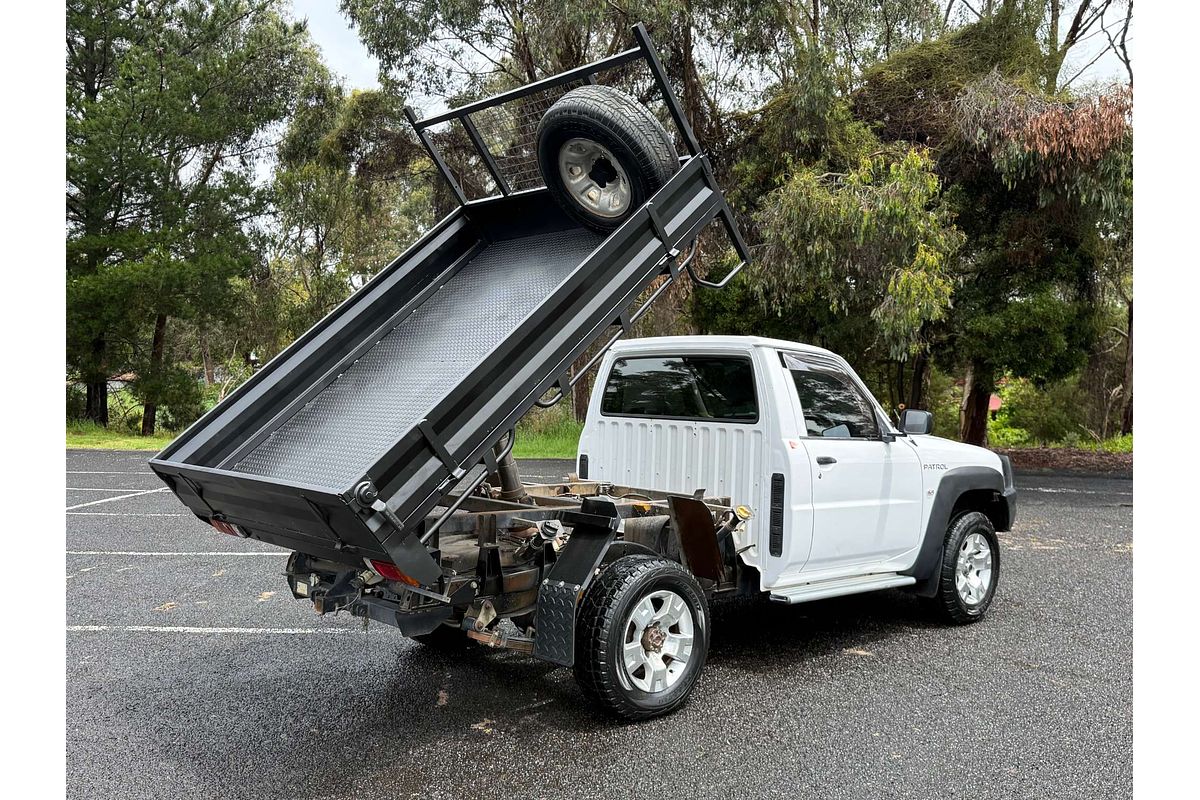 2015 Nissan Patrol DX Series 5 4X4