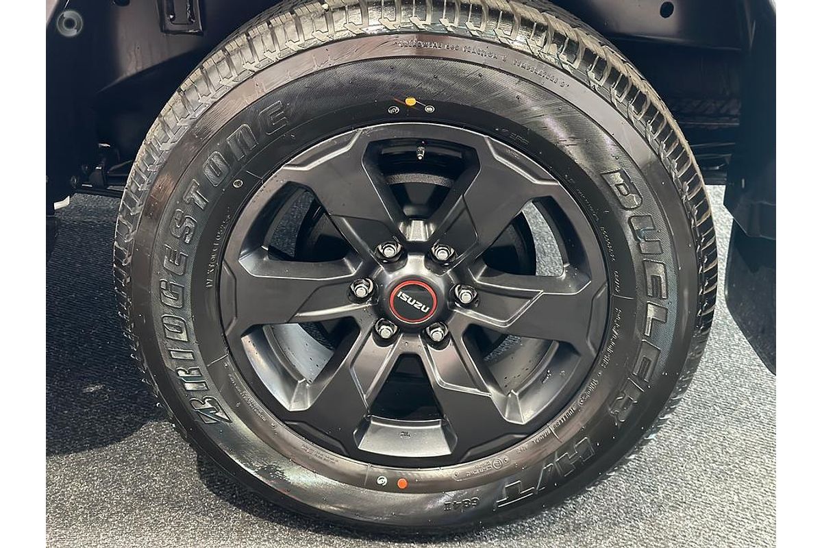 2025 Isuzu D-MAX X-TERRAIN 4X4