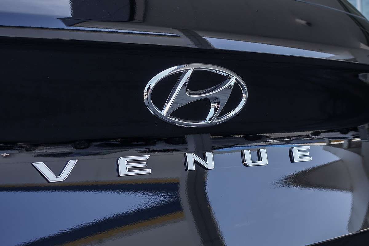 2025 Hyundai Venue  QX.V5