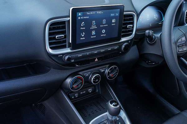 2025 Hyundai Venue  QX.V5