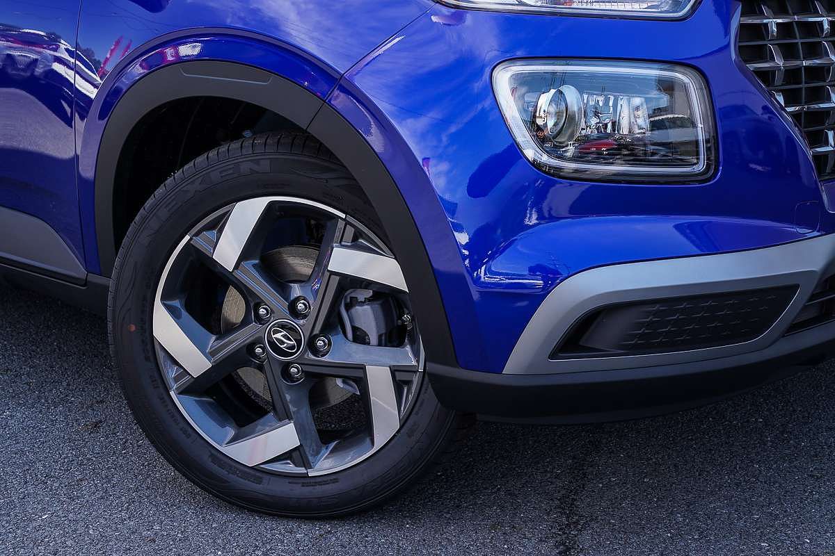 2025 Hyundai Venue Elite QX.V5