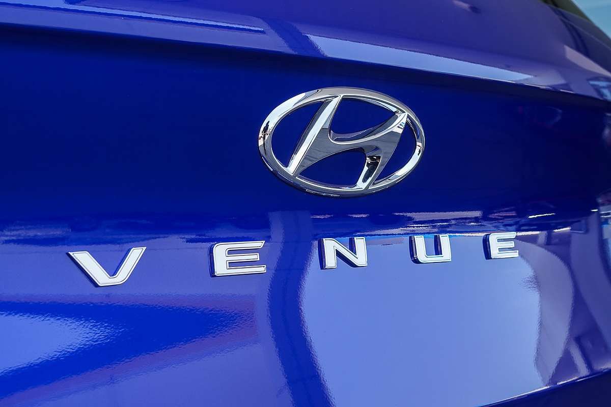 2025 Hyundai Venue Elite QX.V5