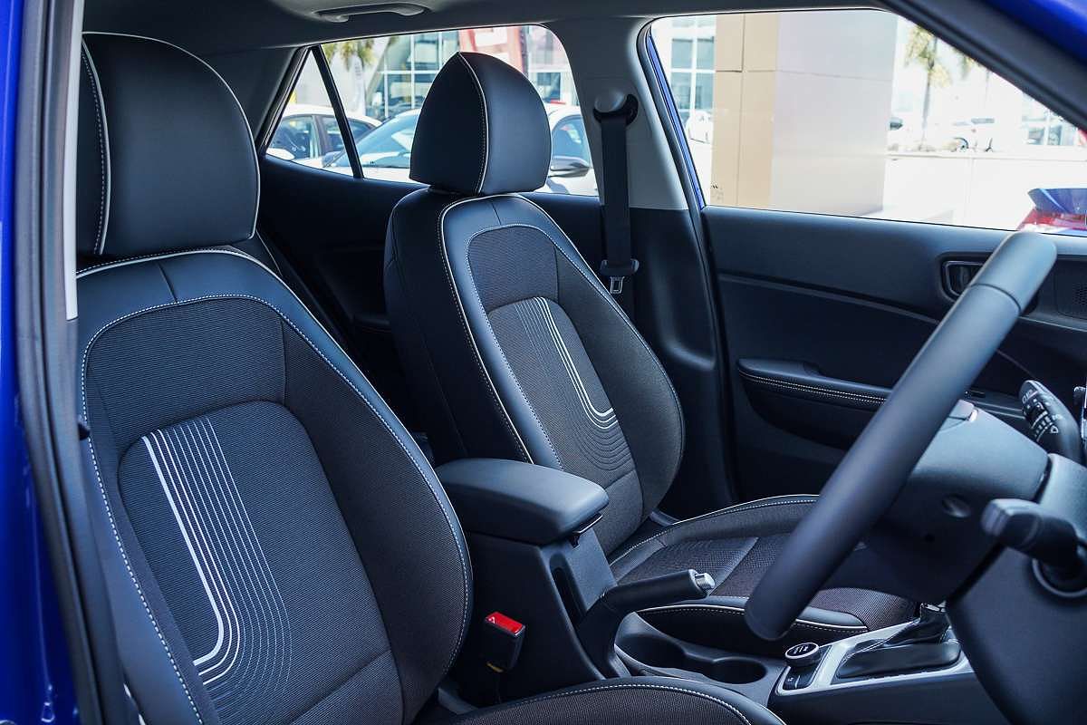 2025 Hyundai Venue Elite QX.V5