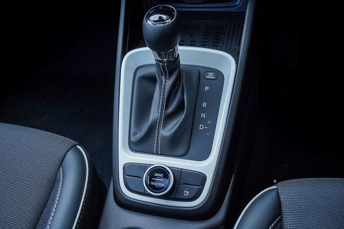 2025 Hyundai Venue Elite QX.V5