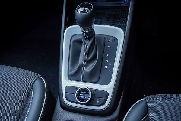 2025 Hyundai Venue Elite QX.V5