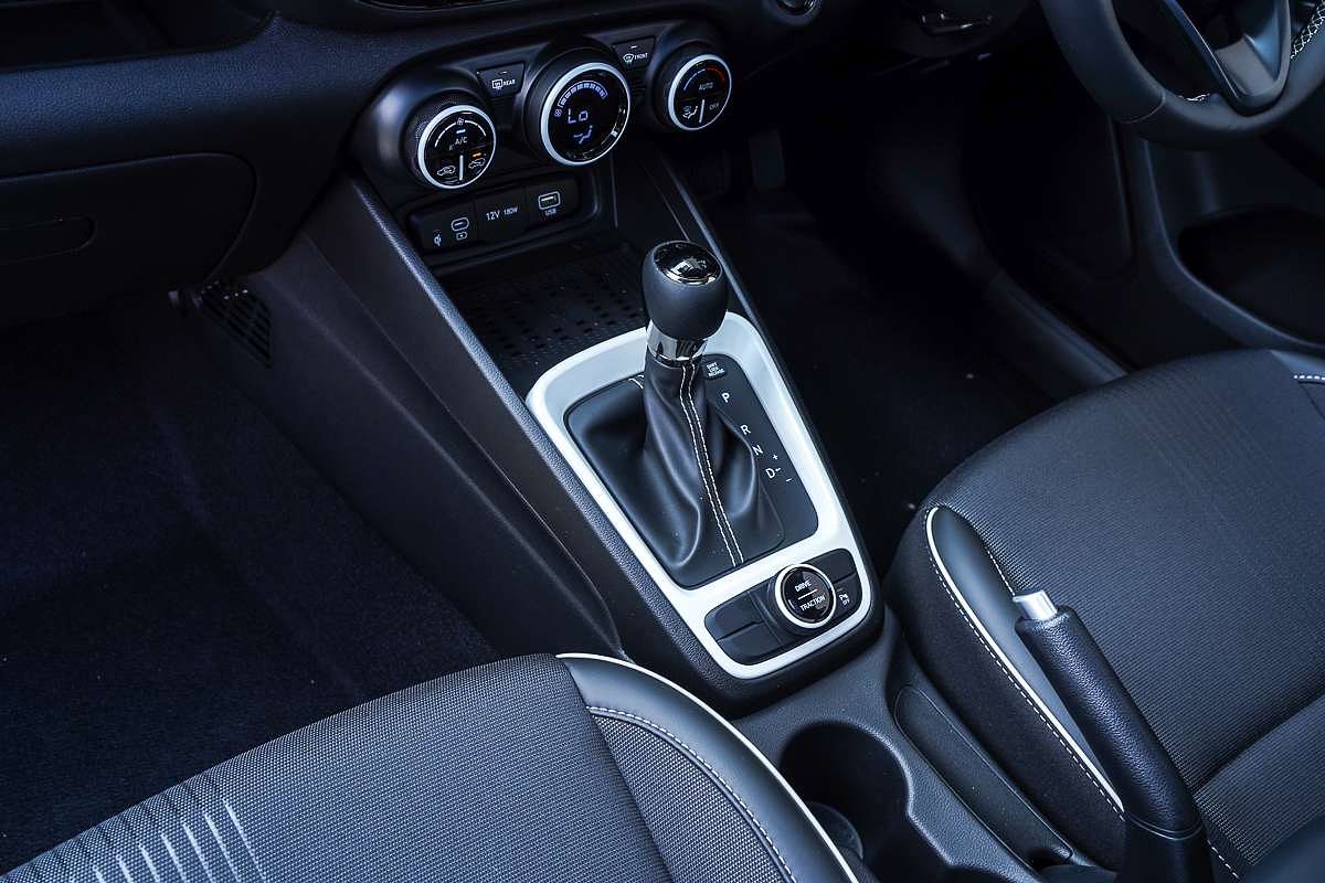 2025 Hyundai Venue Elite QX.V5