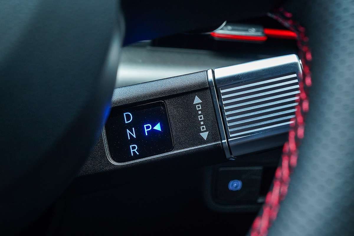 2025 Hyundai Kona Premium N Line SX2.V3