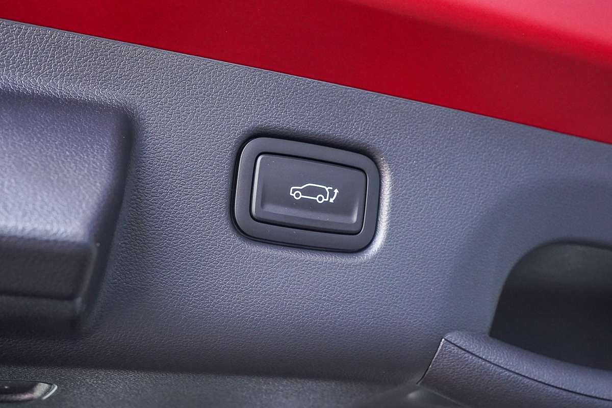 2025 Hyundai Kona Premium N Line SX2.V3