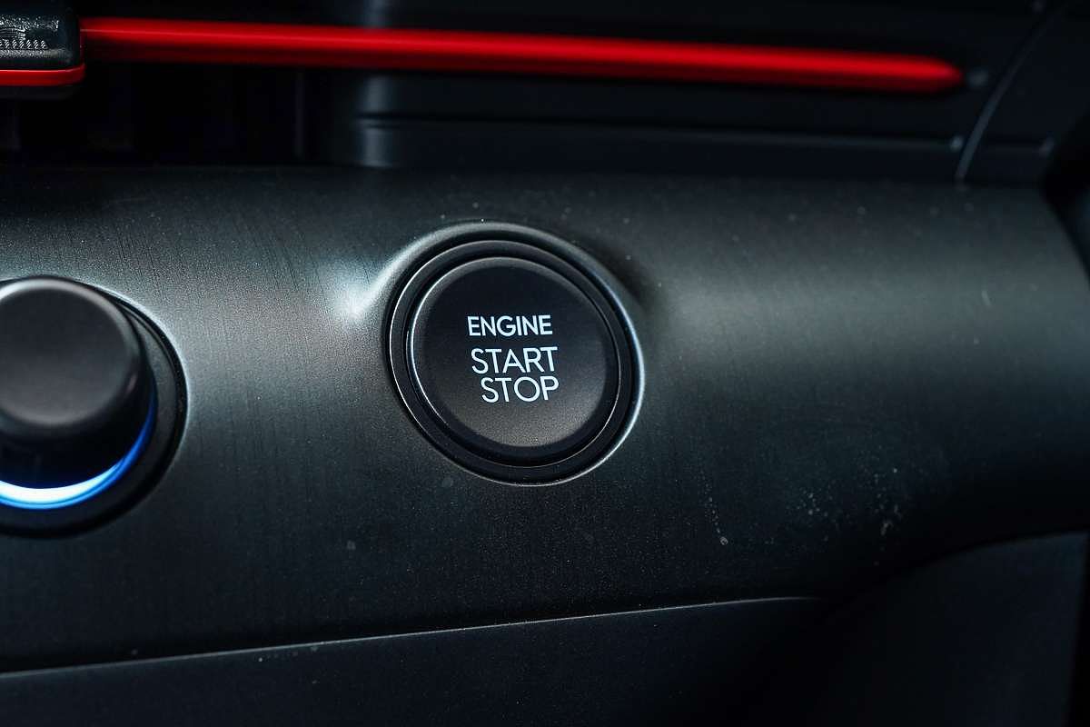 2025 Hyundai Kona Premium N Line SX2.V3