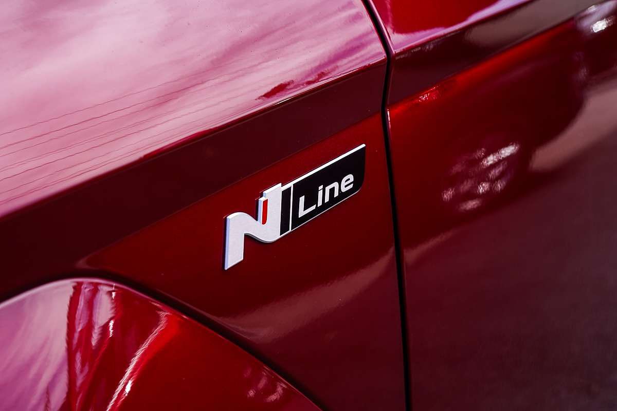 2025 Hyundai Kona Premium N Line SX2.V3