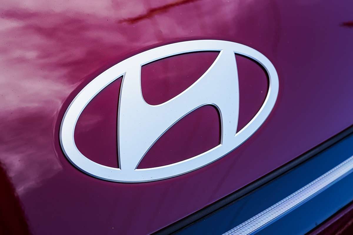 2025 Hyundai Kona Premium N Line SX2.V3