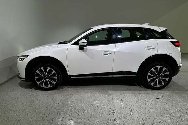 2022 Mazda CX-3 sTouring DK