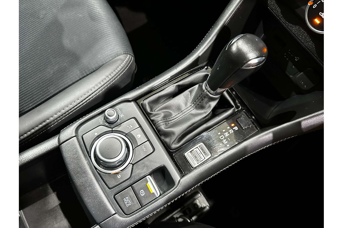 2022 Mazda CX-3 sTouring DK