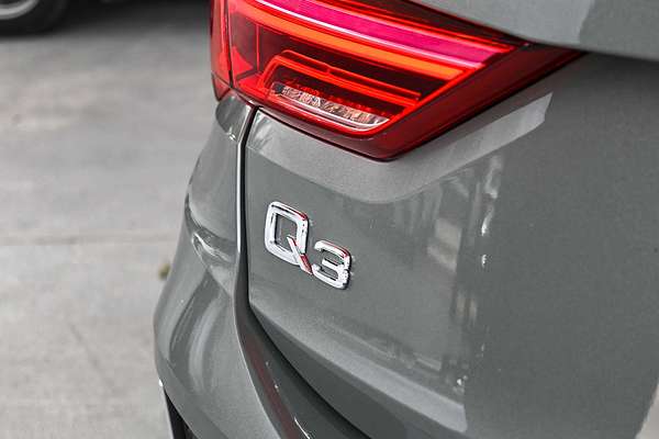 2023 Audi Q3 35 TFSI S line F3