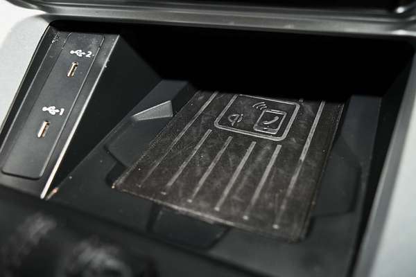 2023 Audi Q3 35 TFSI S line F3