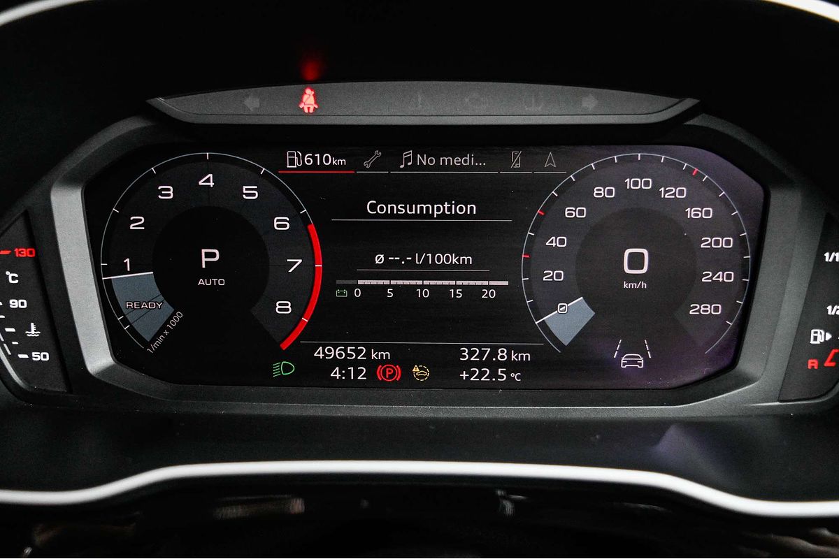 2023 Audi Q3 35 TFSI S line F3