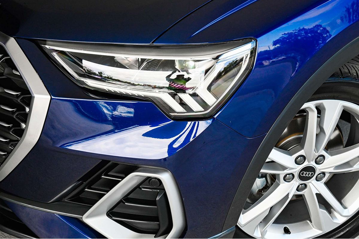 2023 Audi Q3 35 TFSI S line F3