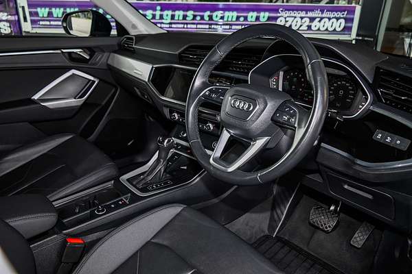 2023 Audi Q3 35 TFSI S line F3