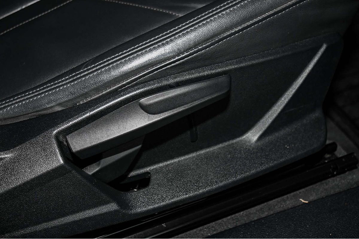 2023 Audi Q3 35 TFSI S line F3