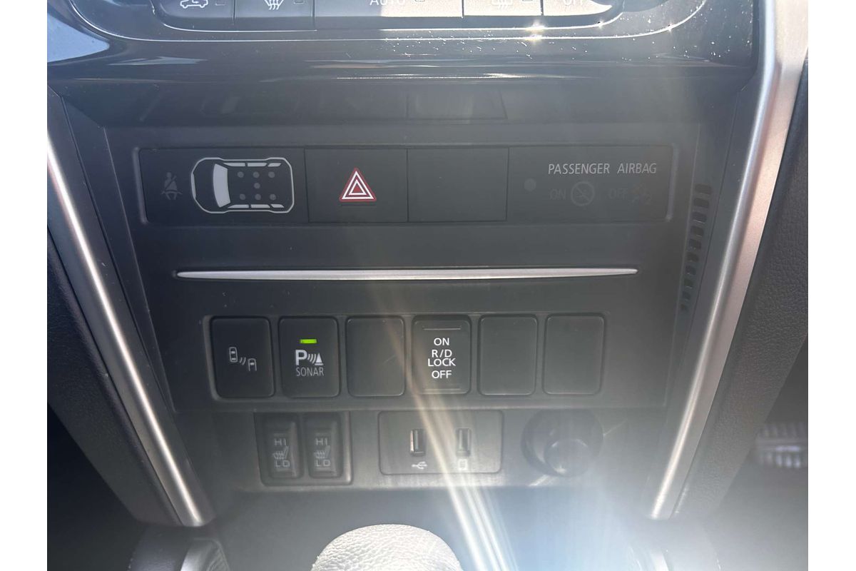 2022 Mitsubishi Triton GSR MR 4X4