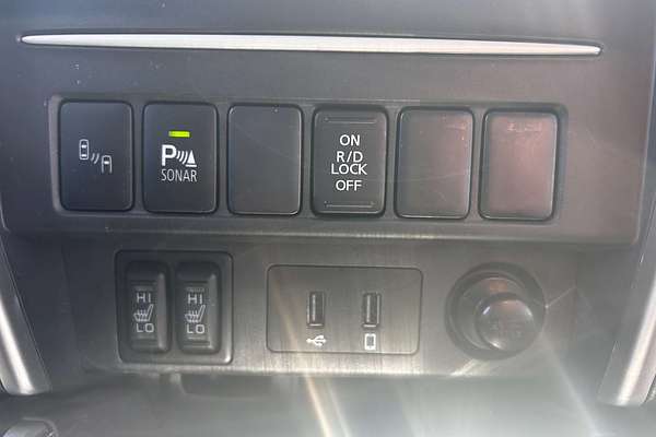 2022 Mitsubishi Triton GSR MR 4X4