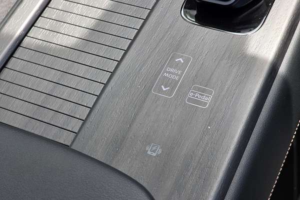 2025 Nissan Ariya Advance FE0