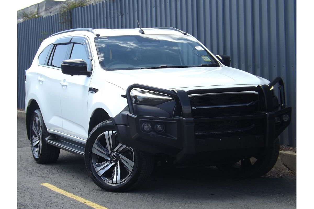 2025 Isuzu MU-X LS-T