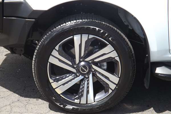 2025 Isuzu MU-X LS-T