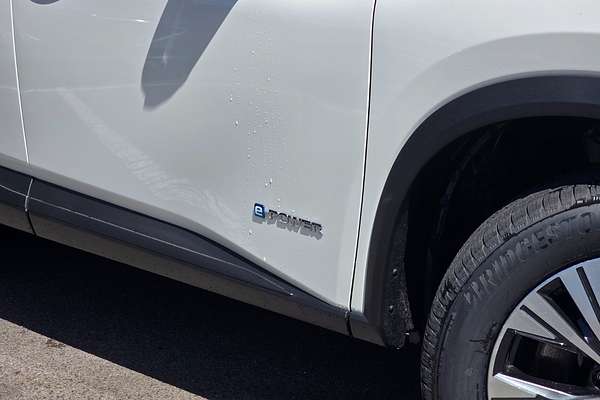 2025 Nissan X-TRAIL ST-L e-POWER T33