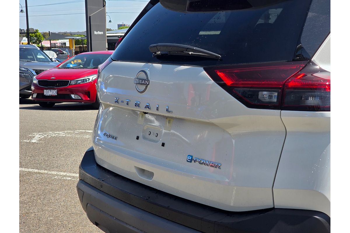 2025 Nissan X-TRAIL ST-L e-POWER T33