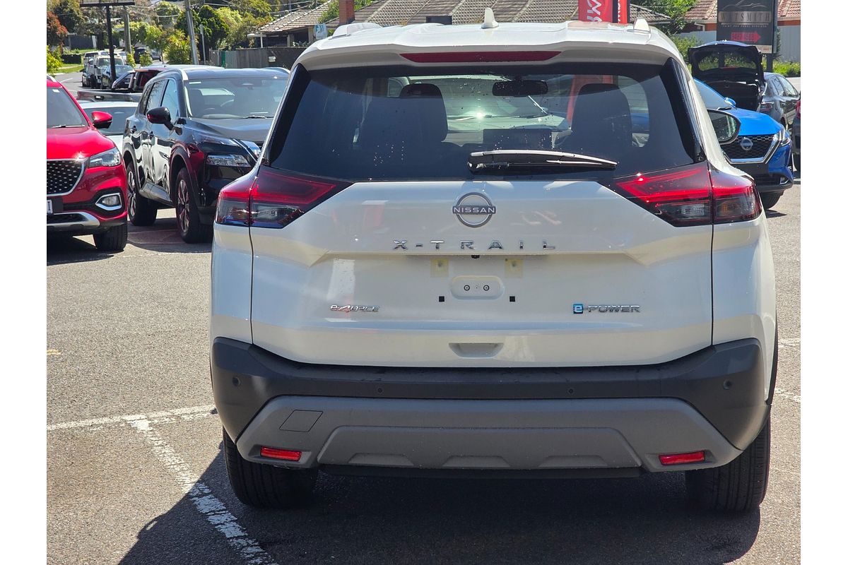 2025 Nissan X-TRAIL ST-L e-POWER T33