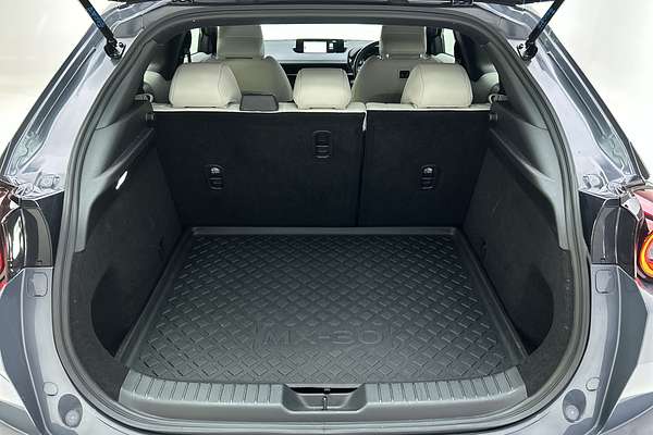 2022 Mazda MX-30 G20e Touring DR Series