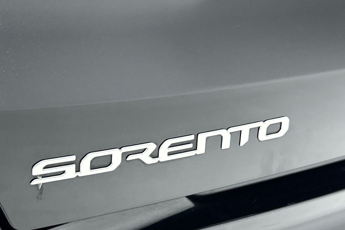 2022 Kia Sorento Sport MQ4