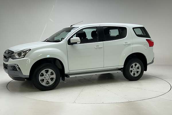 2021 Isuzu MU-X LS-M