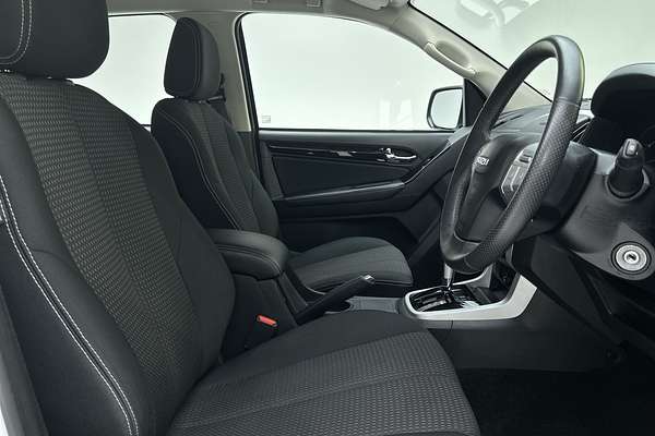 2021 Isuzu MU-X LS-M