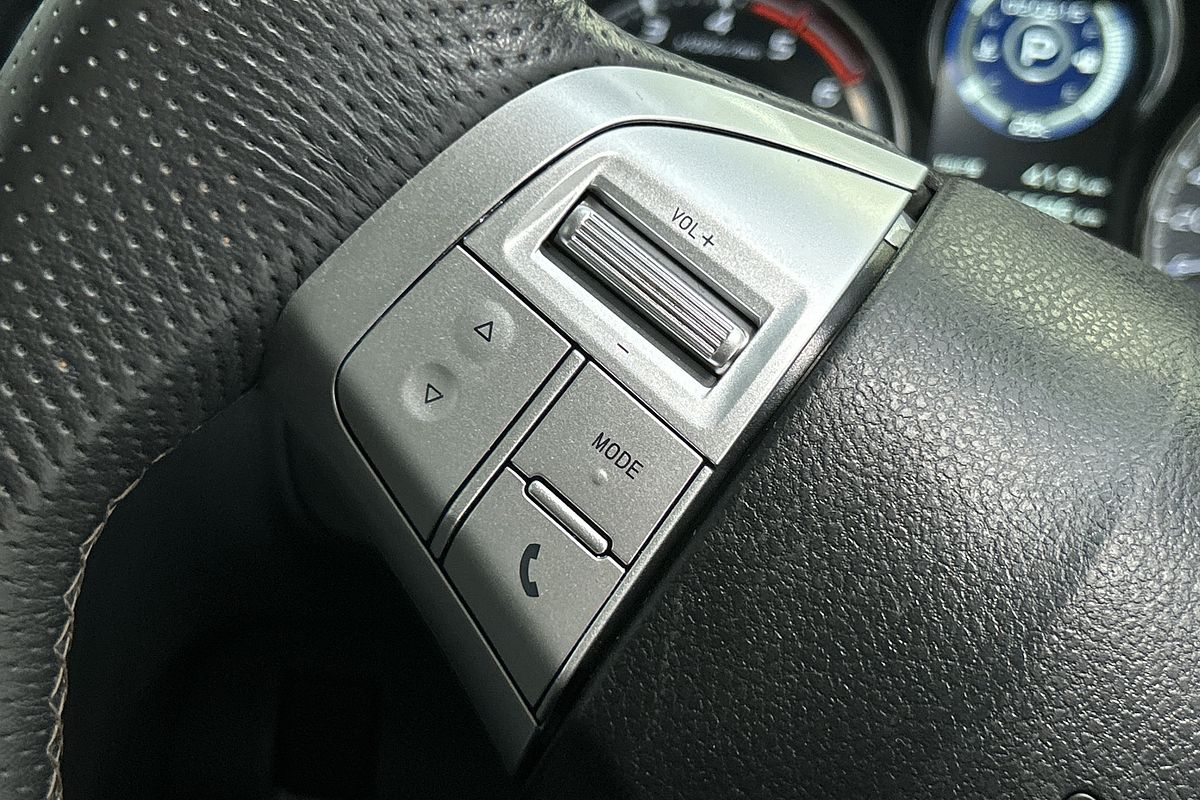 2021 Isuzu MU-X LS-M