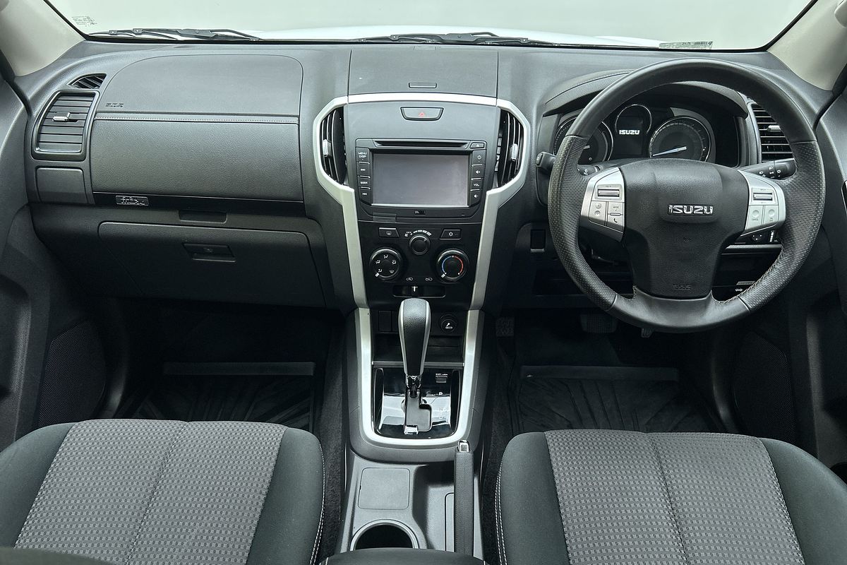 2021 Isuzu MU-X LS-M