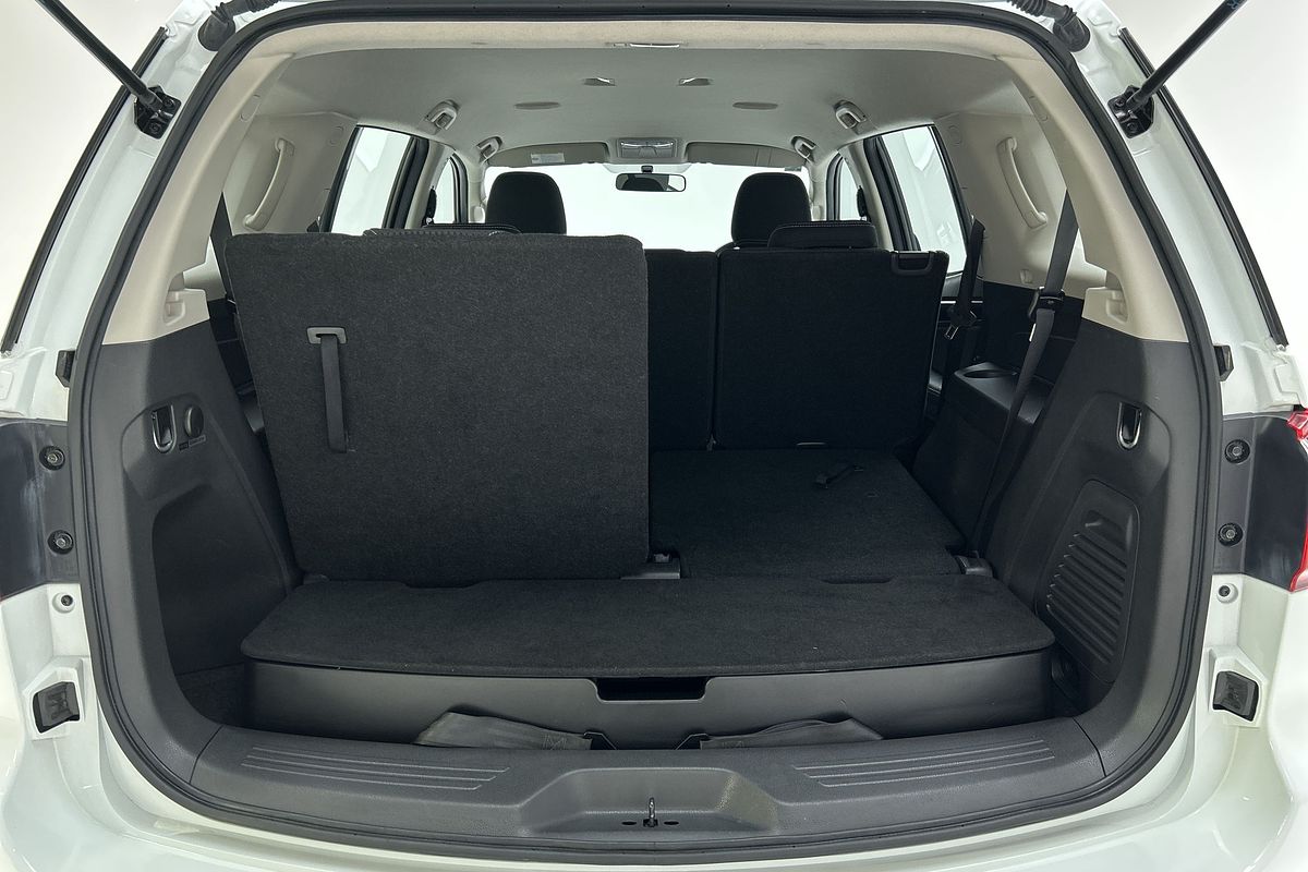 2021 Isuzu MU-X LS-M