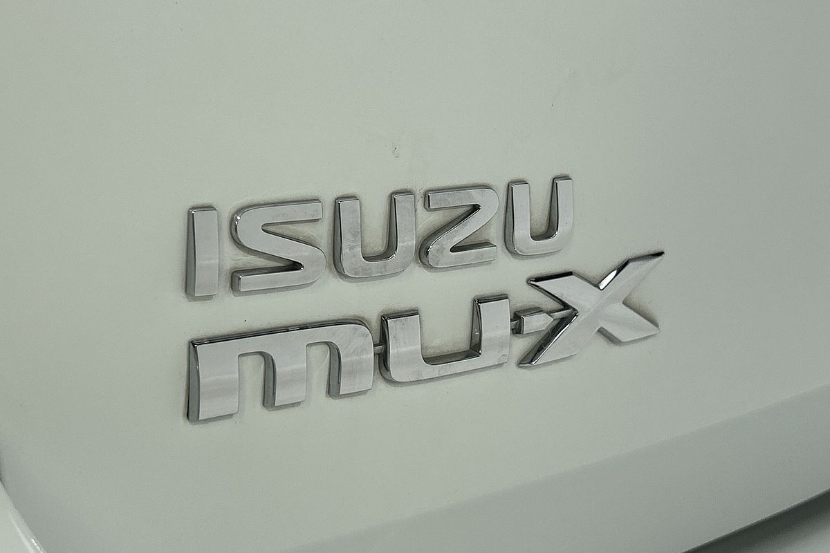 2021 Isuzu MU-X LS-M