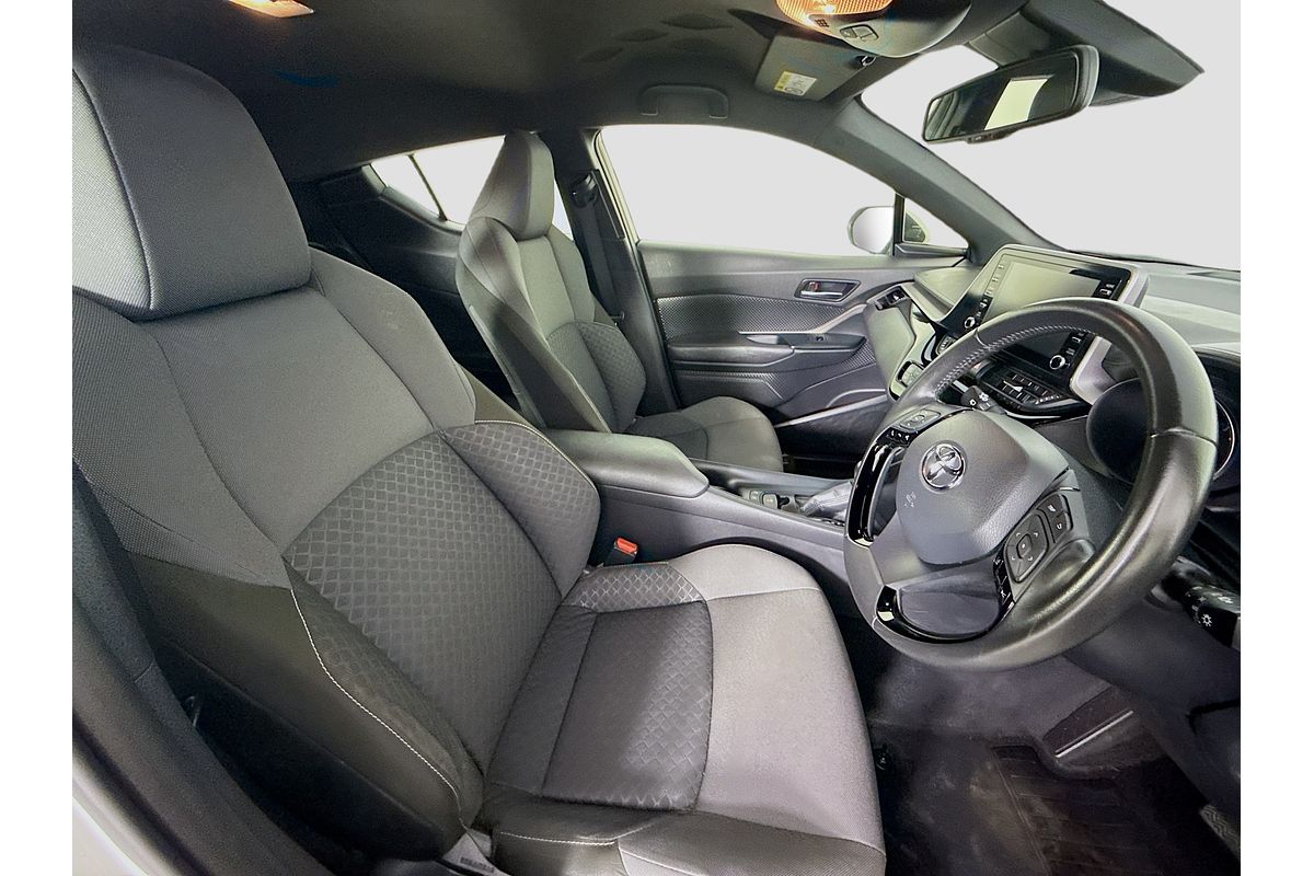 2023 Toyota C-HR GXL NGX10R