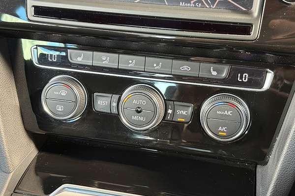 2016 Volkswagen Passat 206TSI R-Line B8