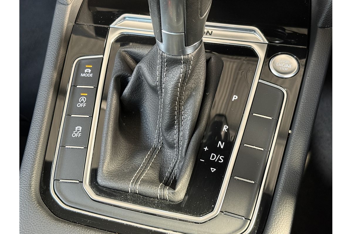 2016 Volkswagen Passat 206TSI R-Line B8