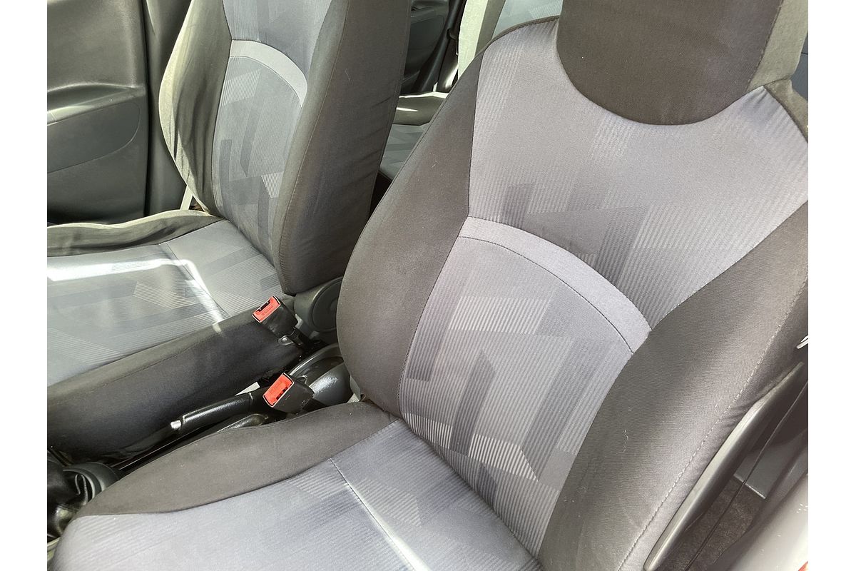 2013 Suzuki Alto GL GF