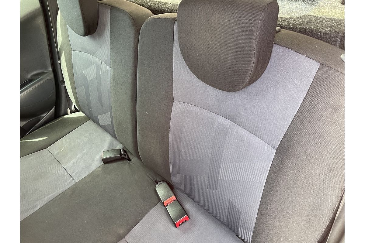 2013 Suzuki Alto GL GF