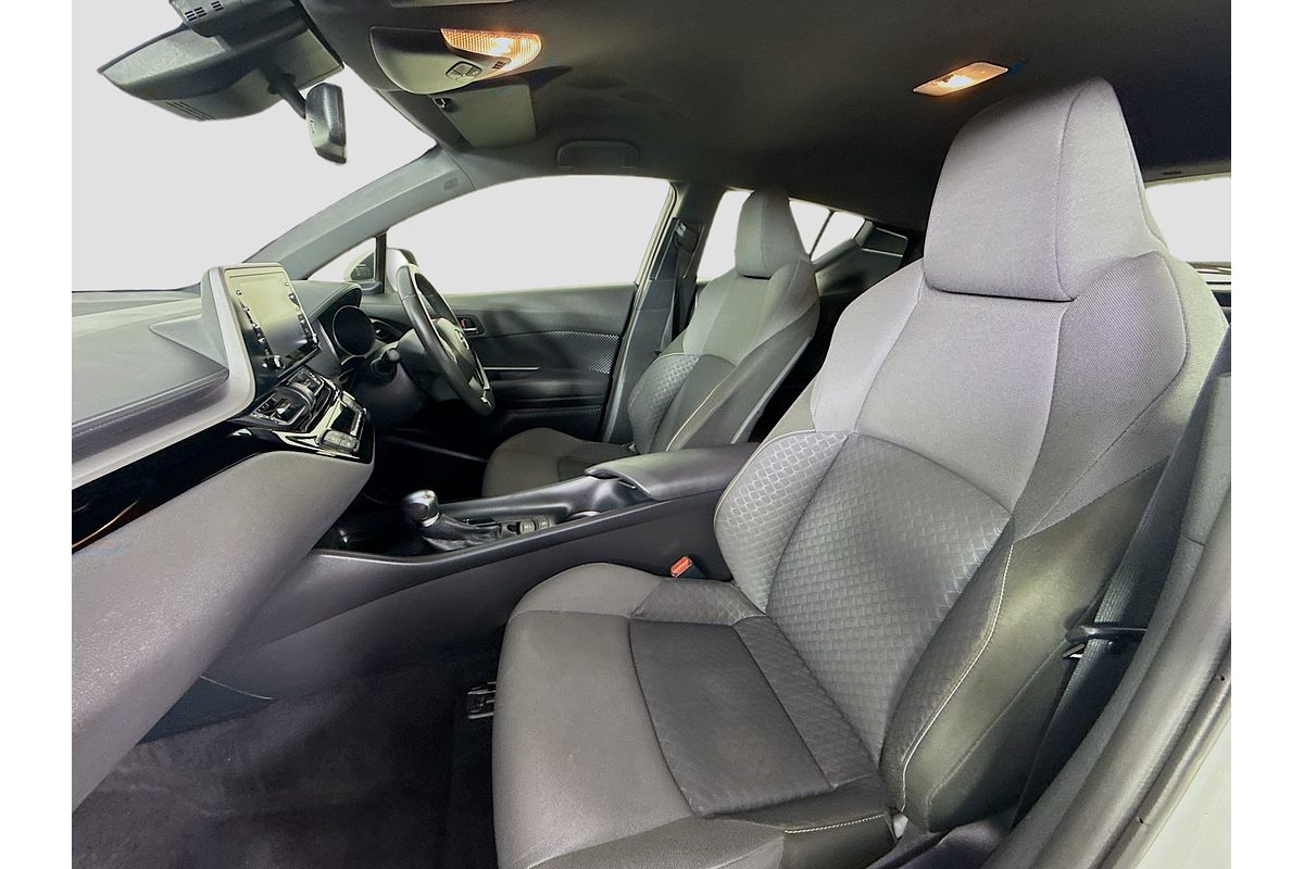 2023 Toyota C-HR GXL NGX10R